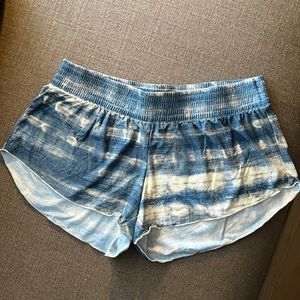 Billabong tie dye swim shorts Medium